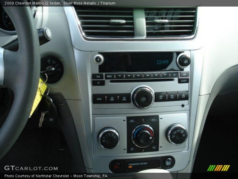 Silver Moss Metallic / Titanium 2009 Chevrolet Malibu LS Sedan