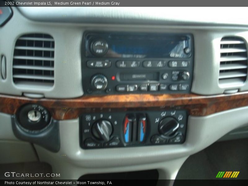 Medium Green Pearl / Medium Gray 2002 Chevrolet Impala LS