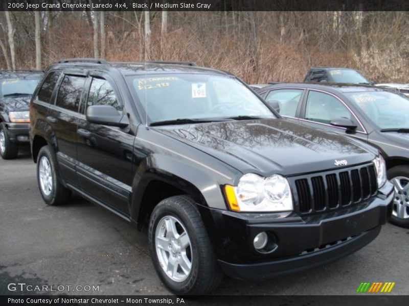 Black / Medium Slate Gray 2006 Jeep Grand Cherokee Laredo 4x4