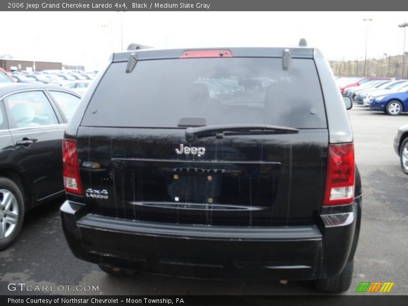 Black / Medium Slate Gray 2006 Jeep Grand Cherokee Laredo 4x4