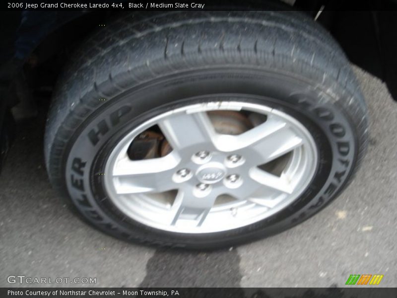 Black / Medium Slate Gray 2006 Jeep Grand Cherokee Laredo 4x4