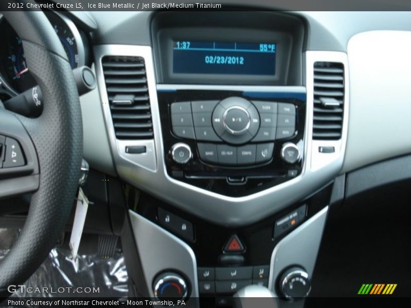 Ice Blue Metallic / Jet Black/Medium Titanium 2012 Chevrolet Cruze LS