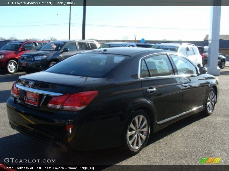 Black / Black 2011 Toyota Avalon Limited