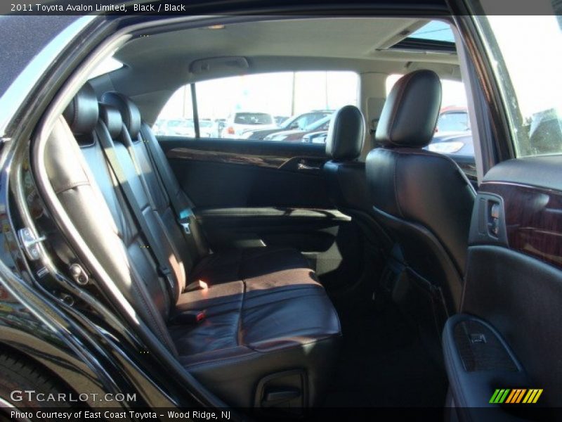 Black / Black 2011 Toyota Avalon Limited