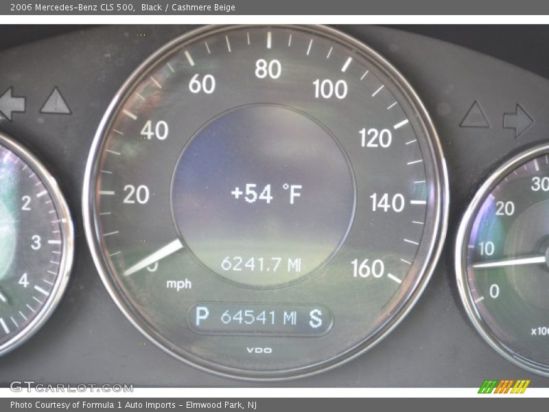 Black / Cashmere Beige 2006 Mercedes-Benz CLS 500