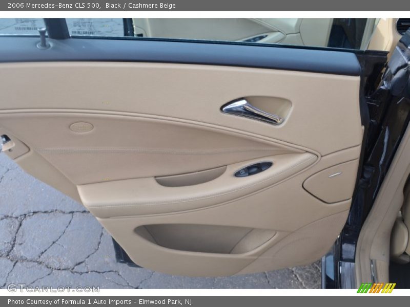 Black / Cashmere Beige 2006 Mercedes-Benz CLS 500