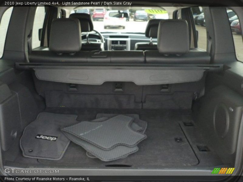 Light Sandstone Pearl / Dark Slate Gray 2010 Jeep Liberty Limited 4x4