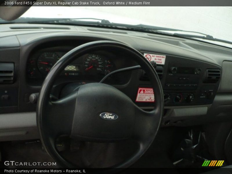 Oxford White / Medium Flint 2006 Ford F450 Super Duty XL Regular Cab Stake Truck