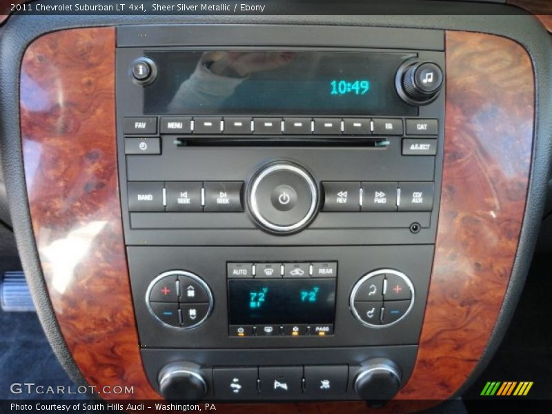 Sheer Silver Metallic / Ebony 2011 Chevrolet Suburban LT 4x4