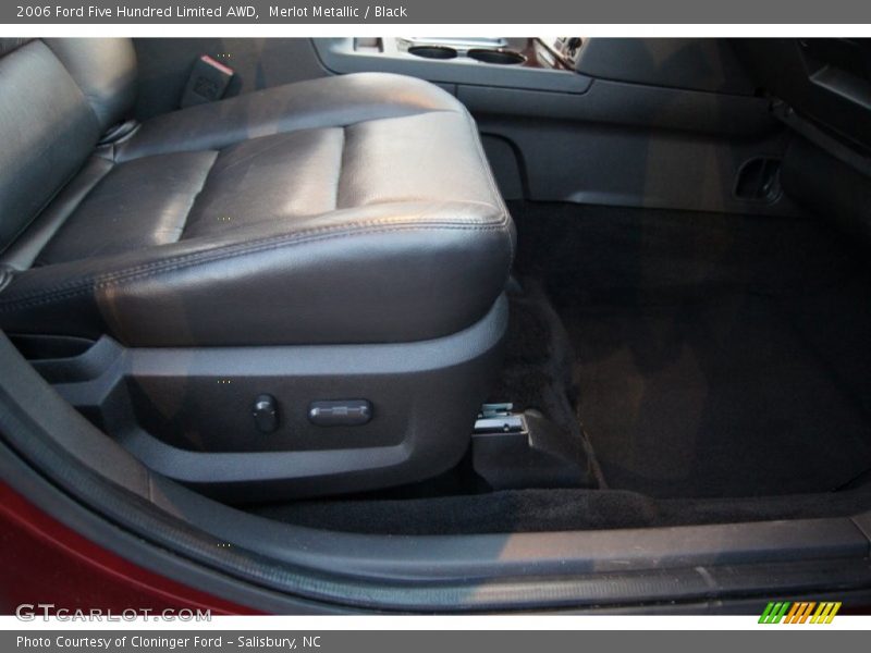 Merlot Metallic / Black 2006 Ford Five Hundred Limited AWD