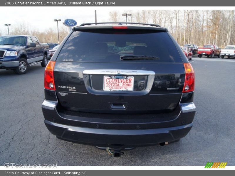 Brilliant Black / Light Taupe 2006 Chrysler Pacifica Limited AWD