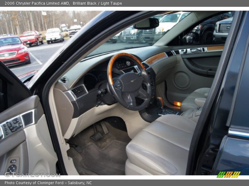 Brilliant Black / Light Taupe 2006 Chrysler Pacifica Limited AWD