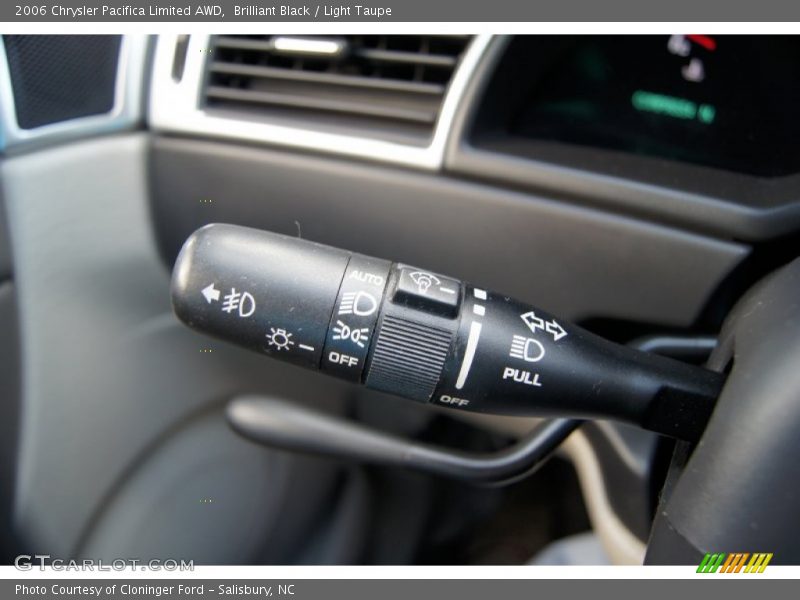 Brilliant Black / Light Taupe 2006 Chrysler Pacifica Limited AWD