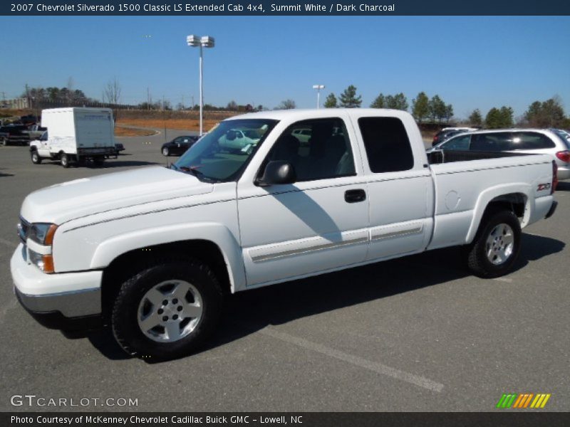 Summit White / Dark Charcoal 2007 Chevrolet Silverado 1500 Classic LS Extended Cab 4x4