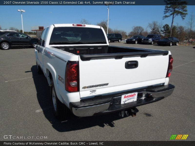 Summit White / Dark Charcoal 2007 Chevrolet Silverado 1500 Classic LS Extended Cab 4x4