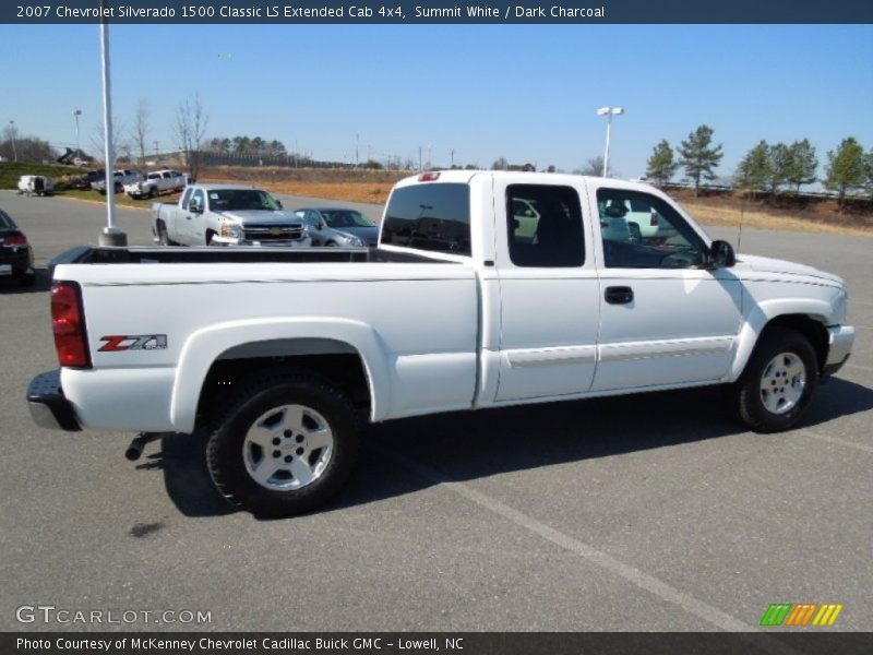 Summit White / Dark Charcoal 2007 Chevrolet Silverado 1500 Classic LS Extended Cab 4x4