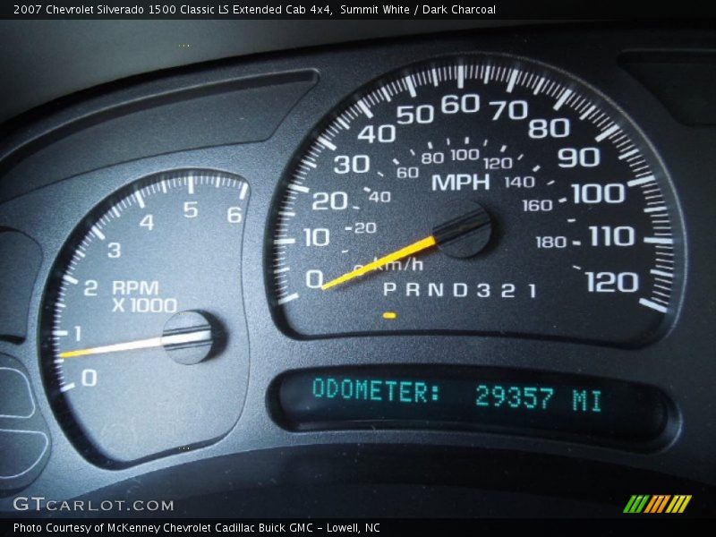 Summit White / Dark Charcoal 2007 Chevrolet Silverado 1500 Classic LS Extended Cab 4x4