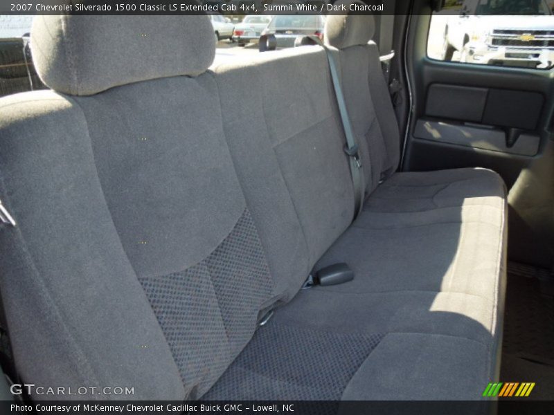 Summit White / Dark Charcoal 2007 Chevrolet Silverado 1500 Classic LS Extended Cab 4x4