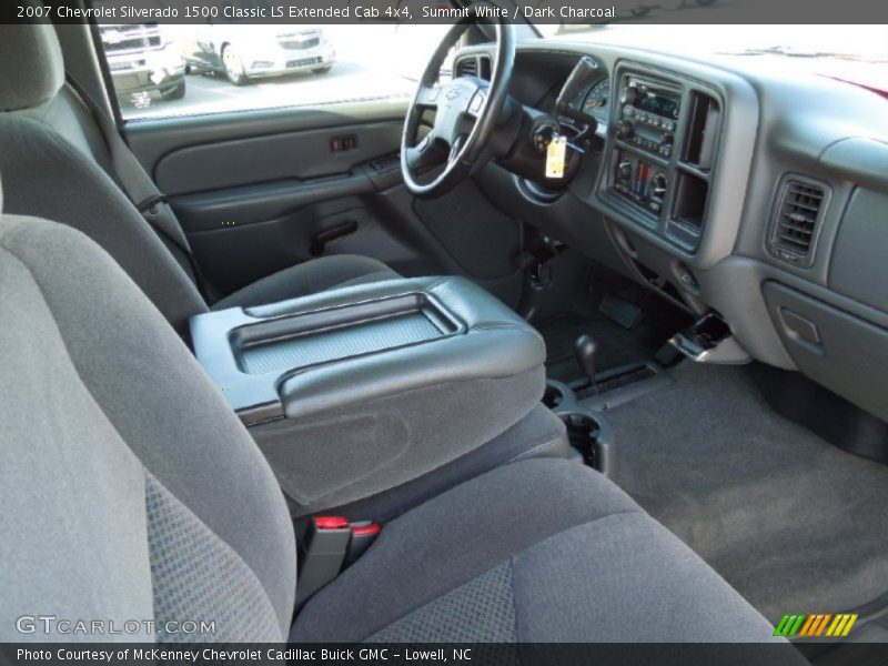 Summit White / Dark Charcoal 2007 Chevrolet Silverado 1500 Classic LS Extended Cab 4x4