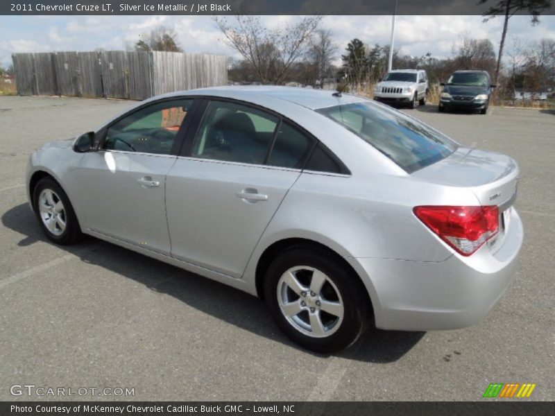 Silver Ice Metallic / Jet Black 2011 Chevrolet Cruze LT
