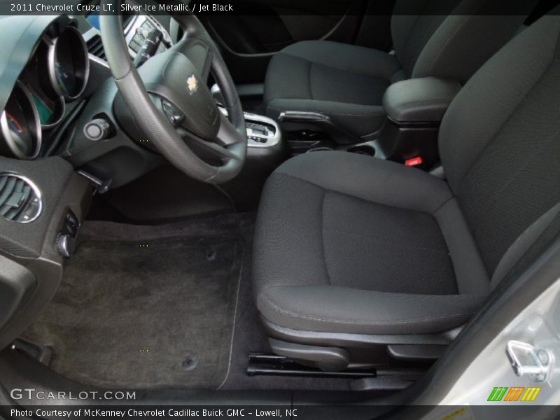 Silver Ice Metallic / Jet Black 2011 Chevrolet Cruze LT