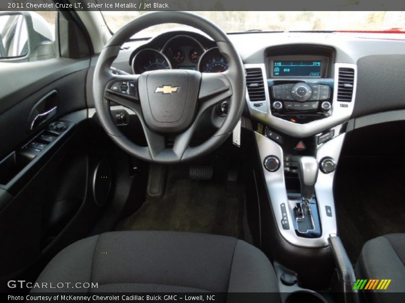 Silver Ice Metallic / Jet Black 2011 Chevrolet Cruze LT