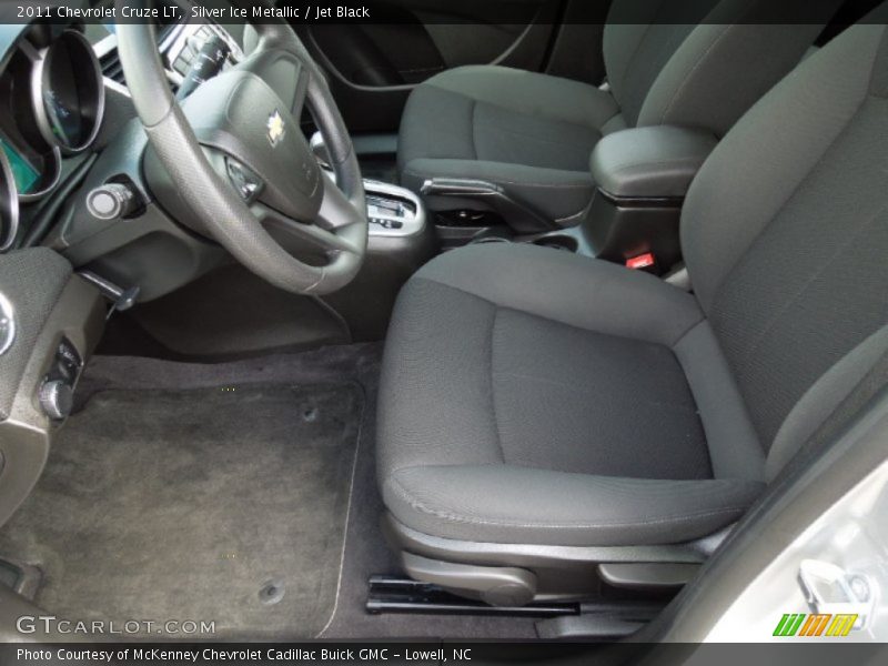 Silver Ice Metallic / Jet Black 2011 Chevrolet Cruze LT