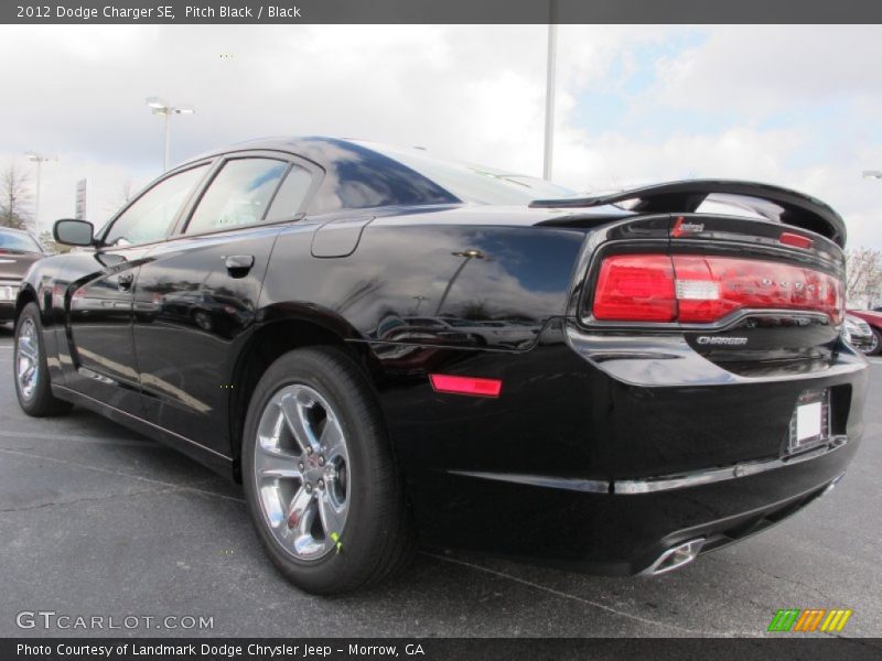 Pitch Black / Black 2012 Dodge Charger SE
