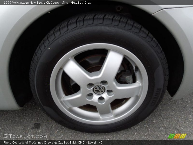 Silver Metallic / Gray 1999 Volkswagen New Beetle GL Coupe
