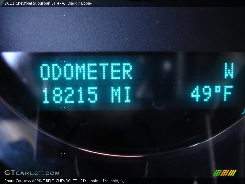Black / Ebony 2011 Chevrolet Suburban LT 4x4