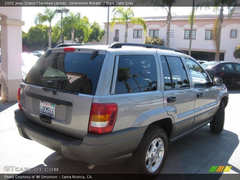 Silverstone Metallic / Dark Slate Gray 2002 Jeep Grand Cherokee Laredo
