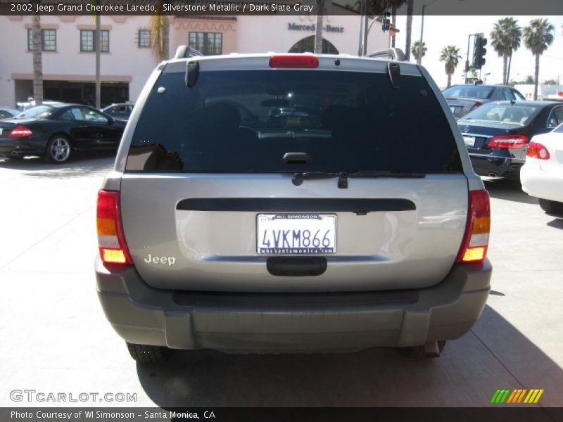 Silverstone Metallic / Dark Slate Gray 2002 Jeep Grand Cherokee Laredo