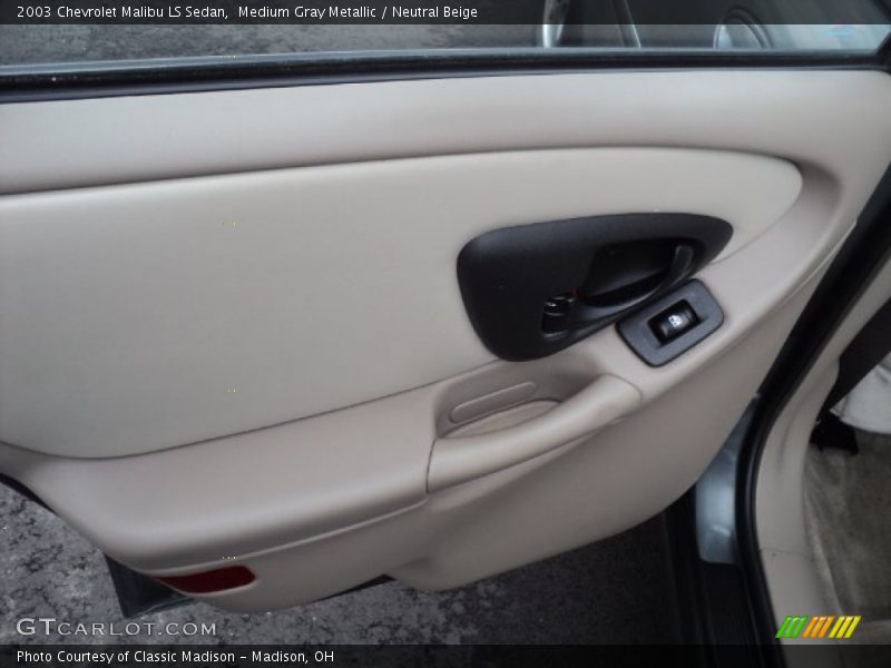 Medium Gray Metallic / Neutral Beige 2003 Chevrolet Malibu LS Sedan