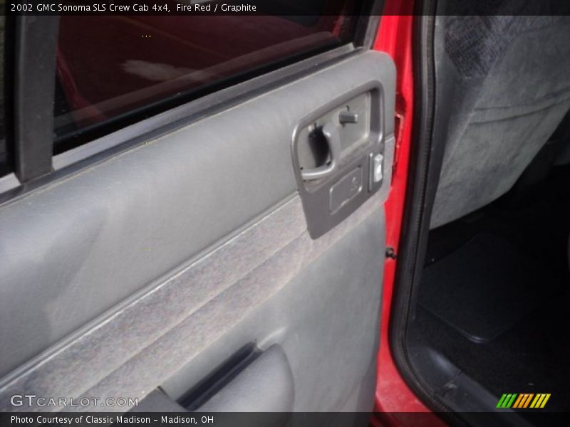 Fire Red / Graphite 2002 GMC Sonoma SLS Crew Cab 4x4