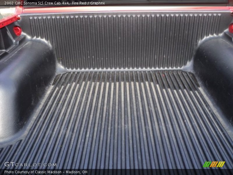 Fire Red / Graphite 2002 GMC Sonoma SLS Crew Cab 4x4