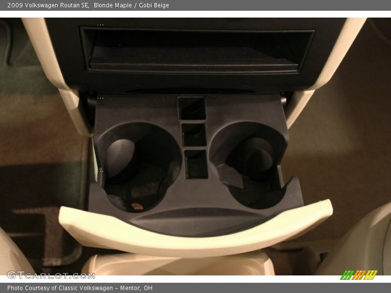 Blonde Maple / Gobi Beige 2009 Volkswagen Routan SE