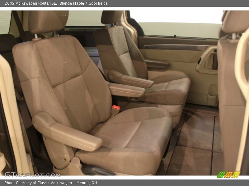 Blonde Maple / Gobi Beige 2009 Volkswagen Routan SE