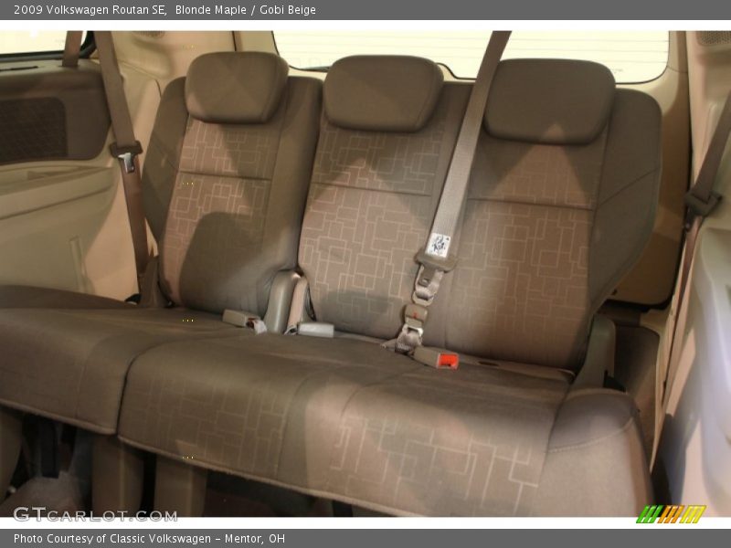 Blonde Maple / Gobi Beige 2009 Volkswagen Routan SE