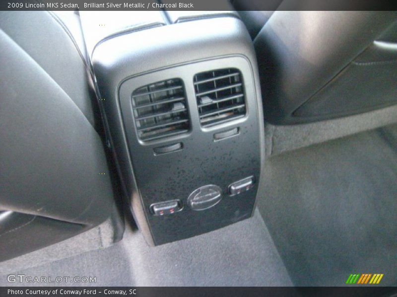 Brilliant Silver Metallic / Charcoal Black 2009 Lincoln MKS Sedan