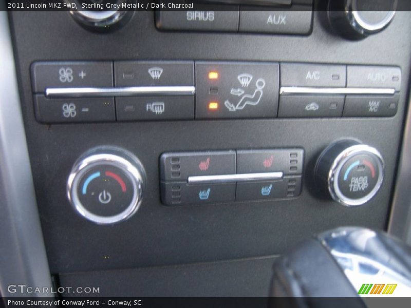 Sterling Grey Metallic / Dark Charcoal 2011 Lincoln MKZ FWD