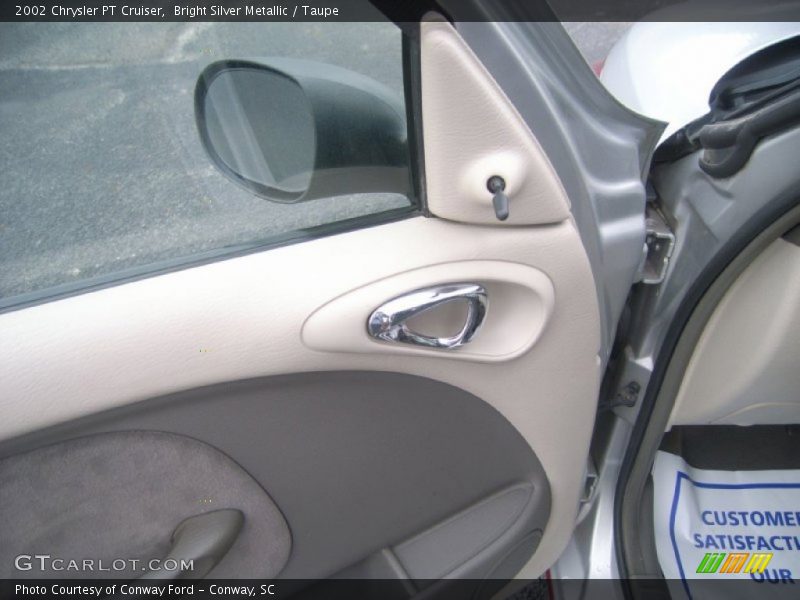 Bright Silver Metallic / Taupe 2002 Chrysler PT Cruiser
