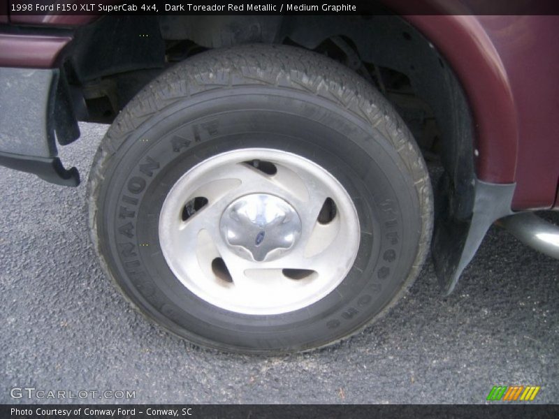 Dark Toreador Red Metallic / Medium Graphite 1998 Ford F150 XLT SuperCab 4x4
