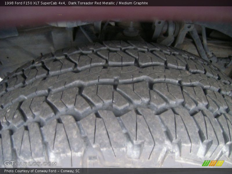 Dark Toreador Red Metallic / Medium Graphite 1998 Ford F150 XLT SuperCab 4x4