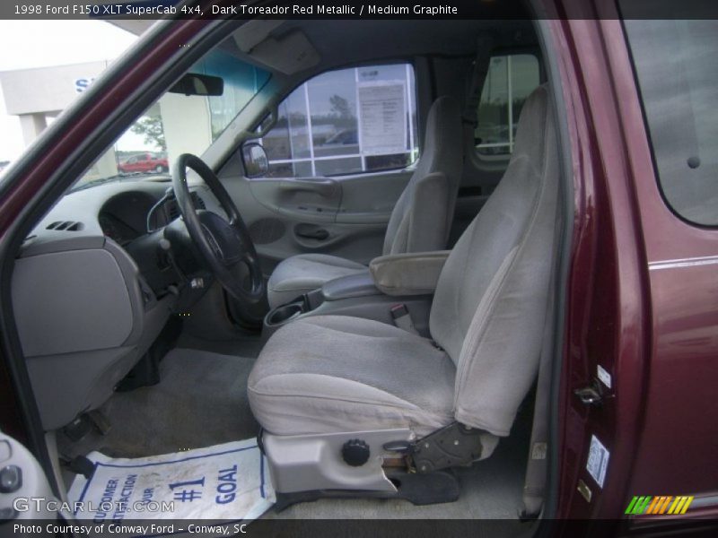 Dark Toreador Red Metallic / Medium Graphite 1998 Ford F150 XLT SuperCab 4x4