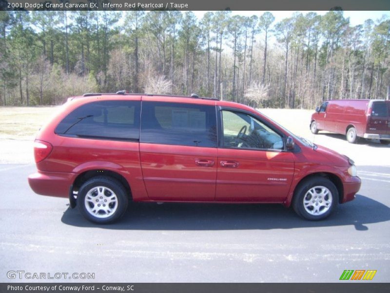 Inferno Red Pearlcoat / Taupe 2001 Dodge Grand Caravan EX
