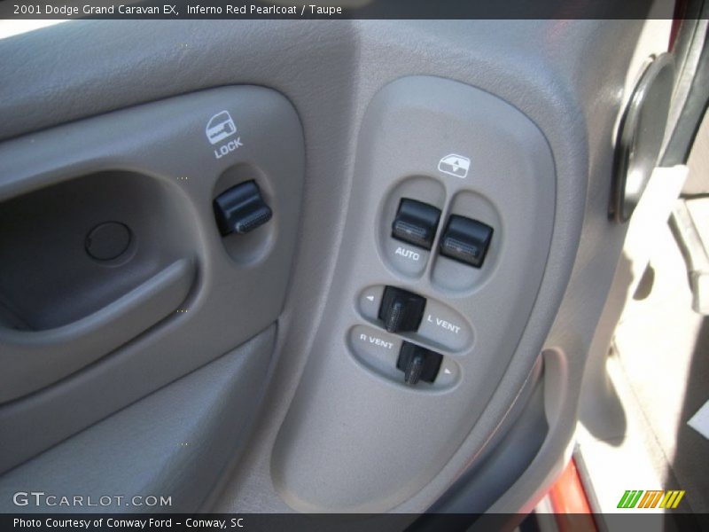 Inferno Red Pearlcoat / Taupe 2001 Dodge Grand Caravan EX