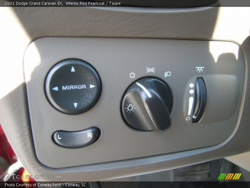 Inferno Red Pearlcoat / Taupe 2001 Dodge Grand Caravan EX