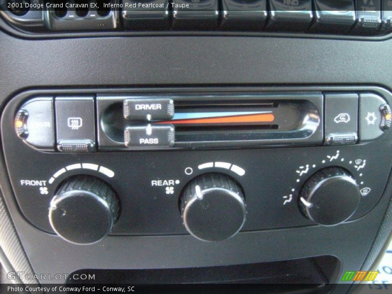 Inferno Red Pearlcoat / Taupe 2001 Dodge Grand Caravan EX