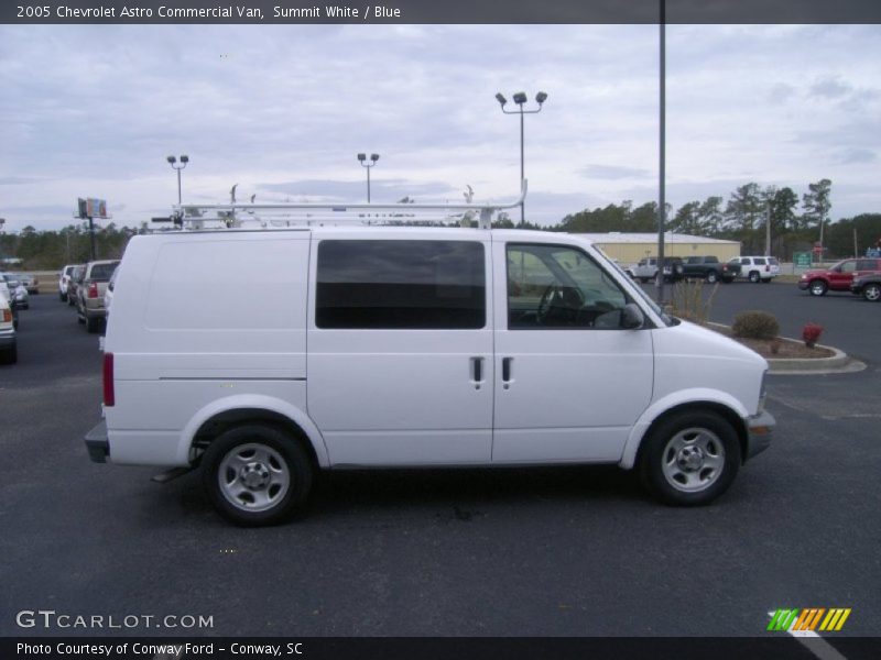 Summit White / Blue 2005 Chevrolet Astro Commercial Van