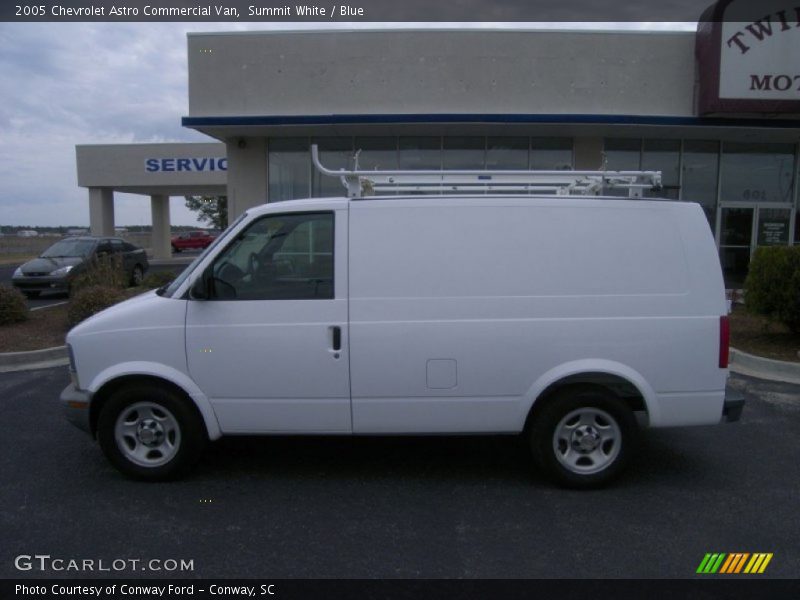 Summit White / Blue 2005 Chevrolet Astro Commercial Van